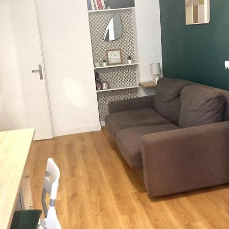 Chambre En Appartement Haussmannien En Centre Ville Сент-Этьен Экстерьер фото
