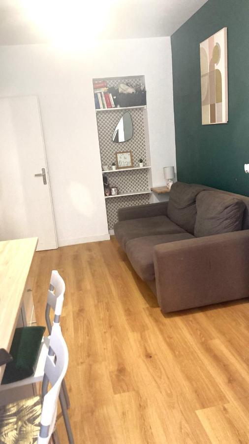 Chambre En Appartement Haussmannien En Centre Ville Сент-Этьен Экстерьер фото